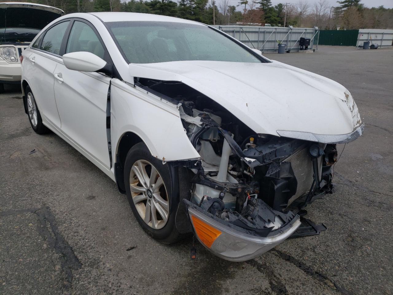 HYUNDAI SONATA GLS 2013 with VIN 5NPEB4AC4DH612663 - Photo from auction
