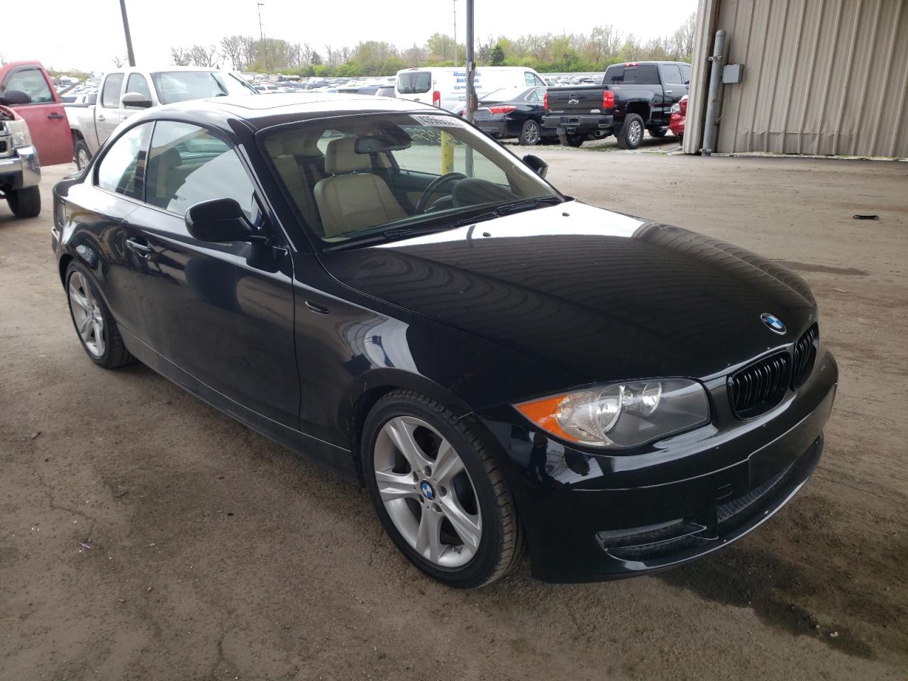 BMW 128 I 2010 with VIN WBAUP7C55AVF07591 - Photo from auction