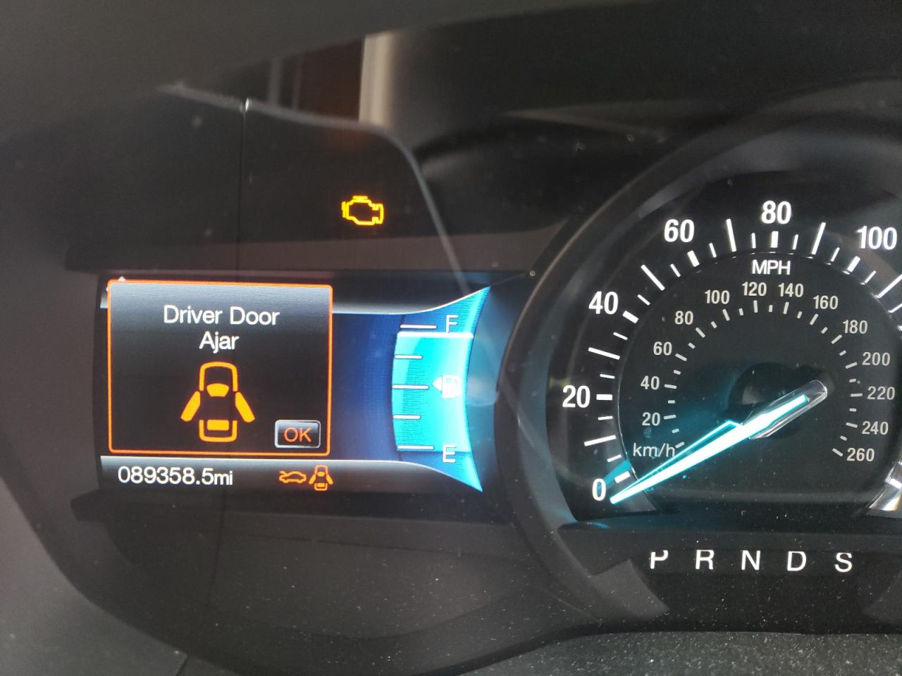 Photo 8 from auction – 2016 FORD FUSION SE with VIN 3FA6P0HD2GR342031