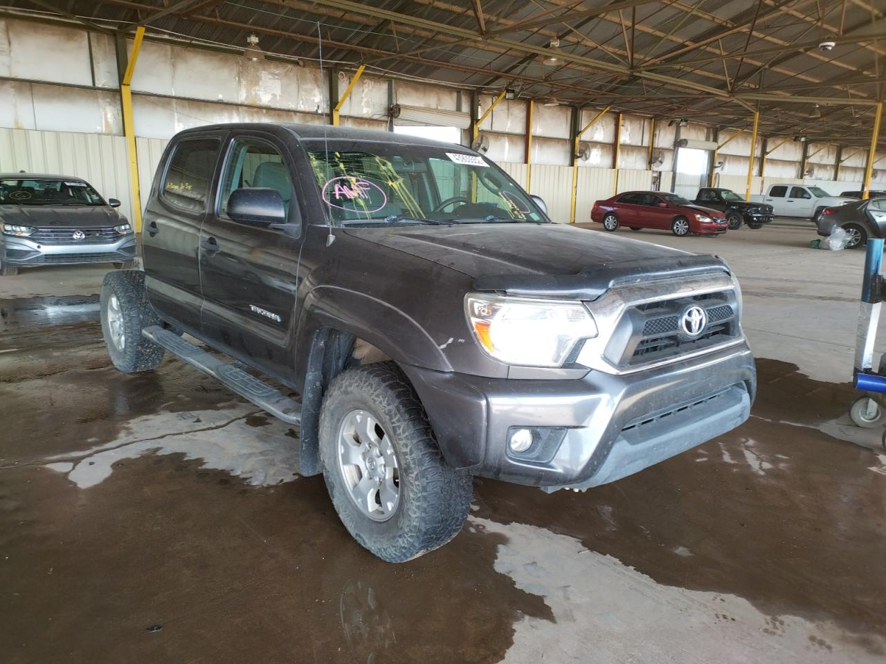 TOYOTA TACOMA DOU 2015 with VIN 3TMLU4EN4FM204531 - Photo from auction