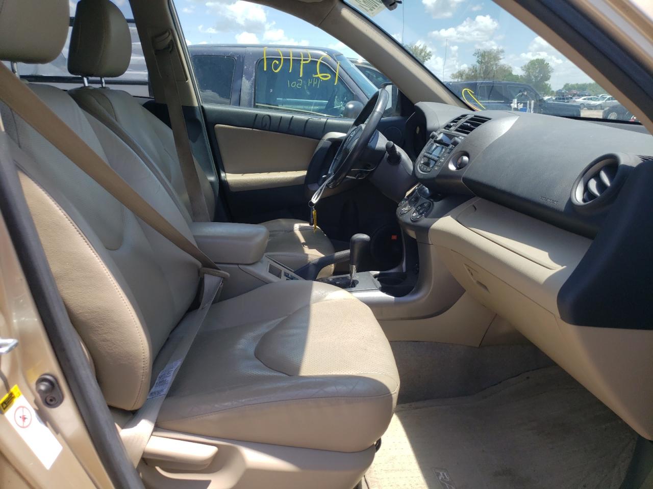 Photo 5 from auction – 2010 TOYOTA RAV4 LIMIT with VIN JTMYF4DV3A5015899