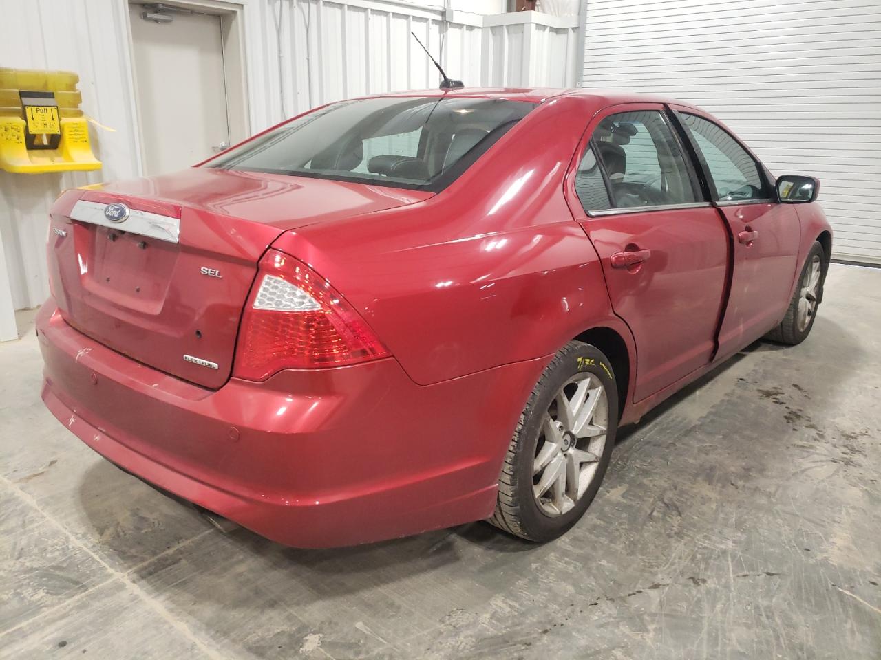 Photo 4 from auction – 2011 FORD FUSION with VIN 3FAHP0JG8BR241324