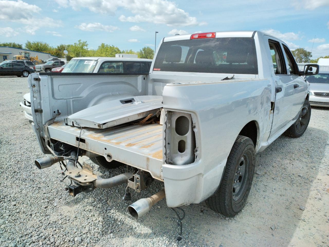 Photo 9 from auction – 2014 RAM 1500 ST with VIN 1C6RR6KT2ES413175