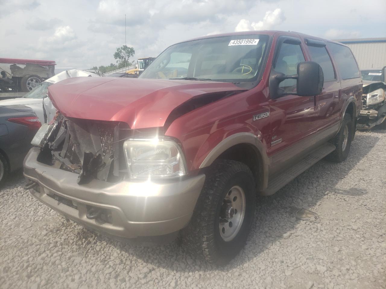 Photo 2 from auction – 2004 FORD EXCURSION with VIN 1FMSU45P74EB42537