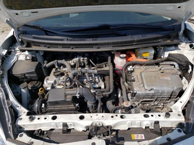 Photo 7 from auction – 2018 TOYOTA PRIUS C with VIN JTDKDTB37J1614741