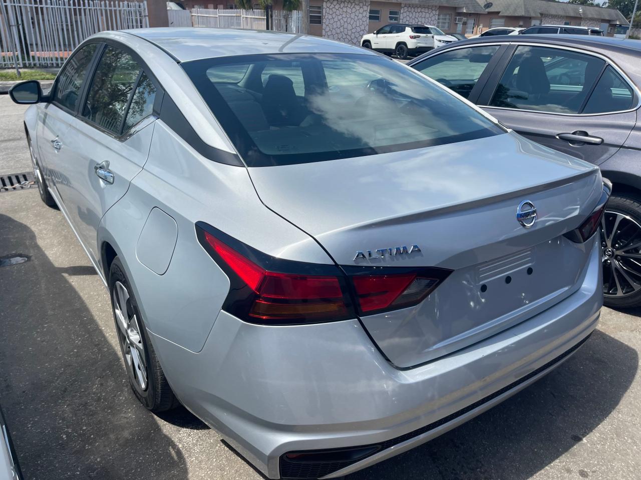 Photo 3 from auction – 2021 NISSAN ALTIMA S with VIN 1N4BL4BV2MN367531