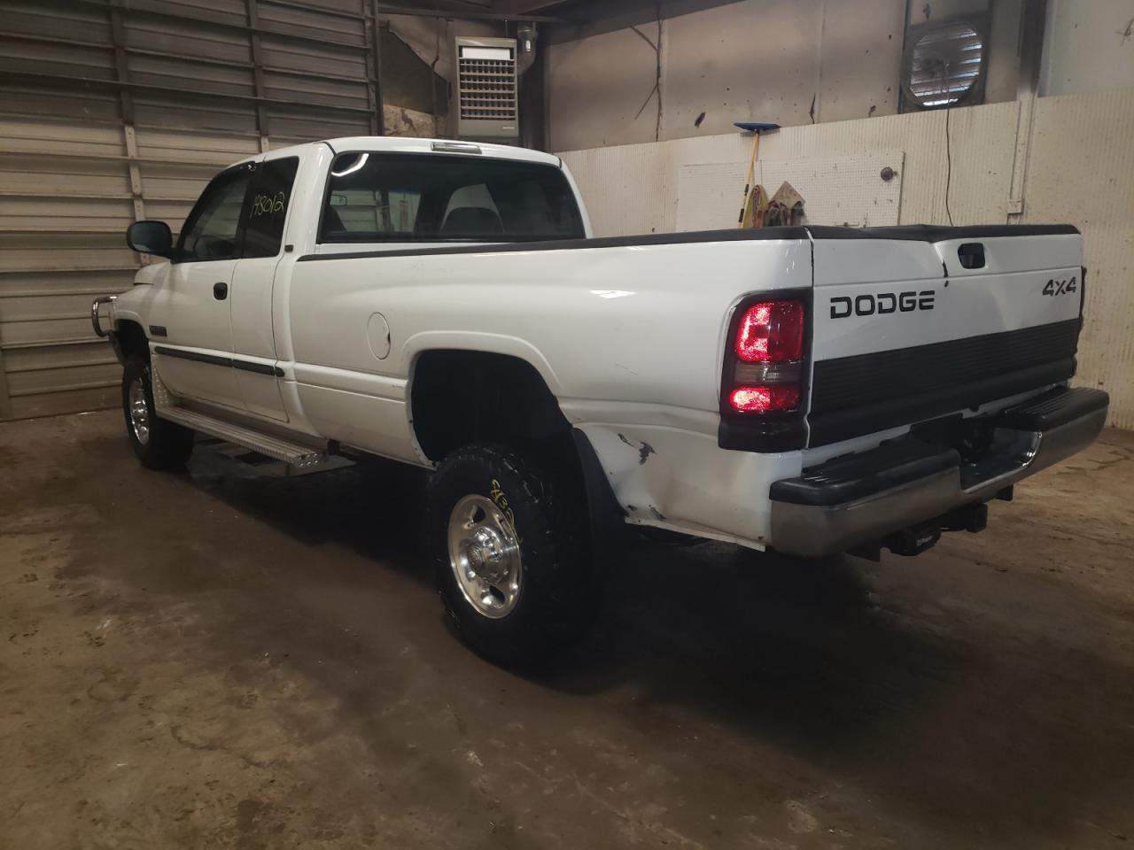 Photo 3 from auction – 2001 DODGE RAM 2500 with VIN 3B7KF23711G233491
