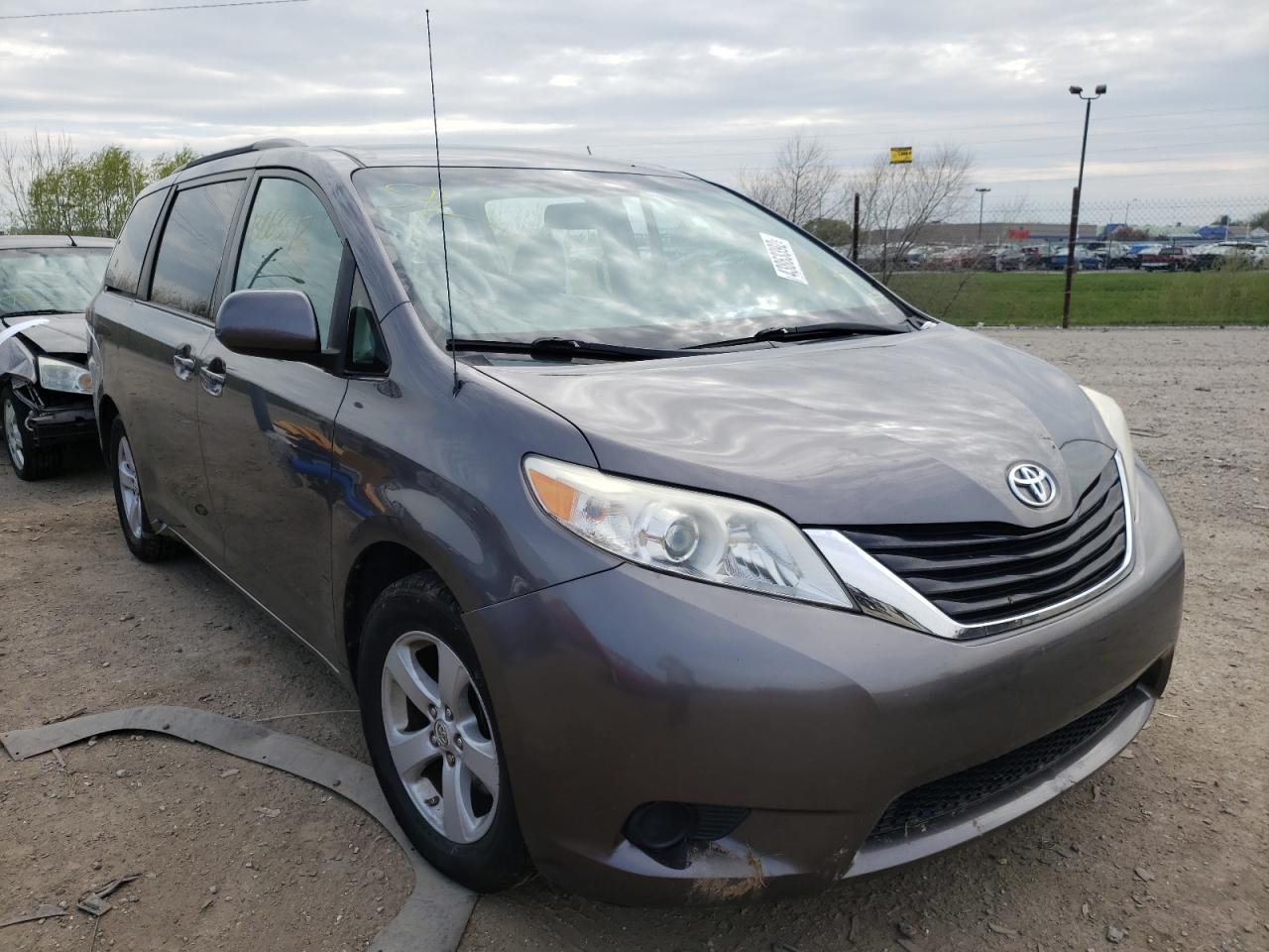 Photo 1 from auction – 2011 TOYOTA SIENNA LE with VIN 5TDKK3DC5BS168905