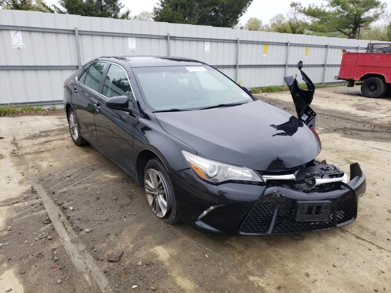TOYOTA CAMRY LE 2017 with VIN 4T1BF1FK5HU808320 - Photo from auction