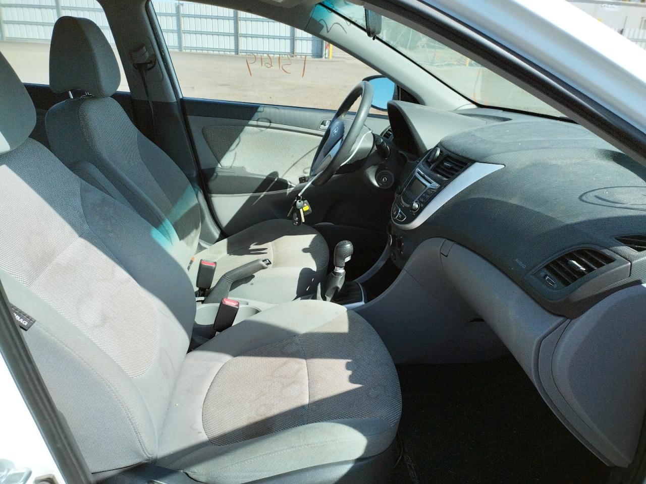 Photo 5 from auction – 2013 HYUNDAI ACCENT GLS with VIN KMHCT5AE3DU061610