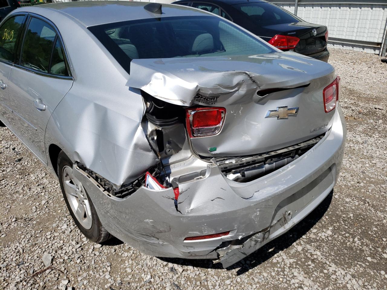 Photo 9 from auction – 2015 CHEVROLET MALIBU LS with VIN 1G11B5SL2FF151472