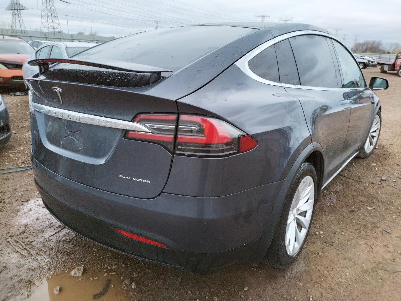 Photo 4 from auction – 2020 TESLA MODEL X with VIN 5YJXCDE2XLF263061