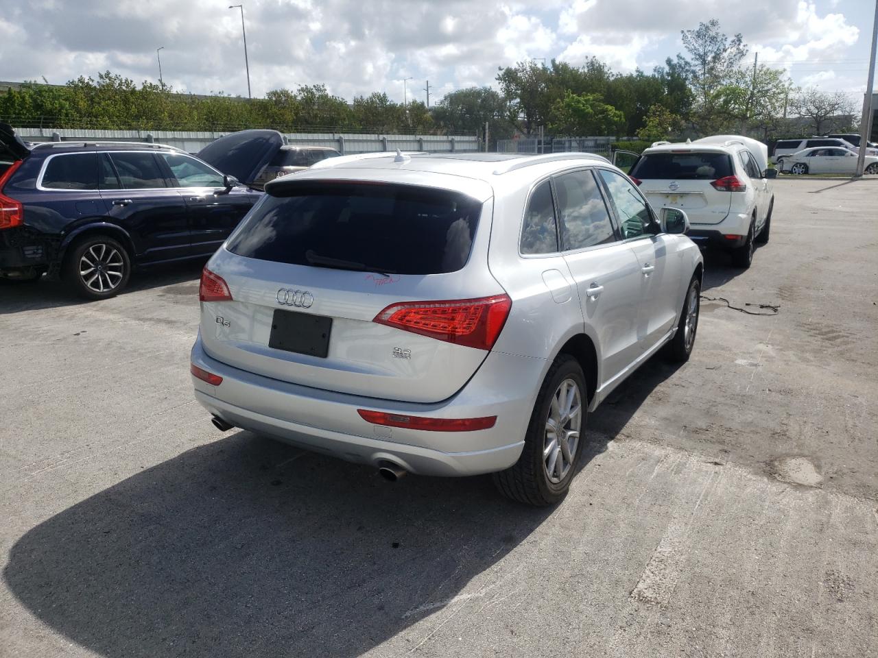 Photo 4 from auction – 2009 AUDI Q5 3.2 with VIN WA1KK78R99A014270