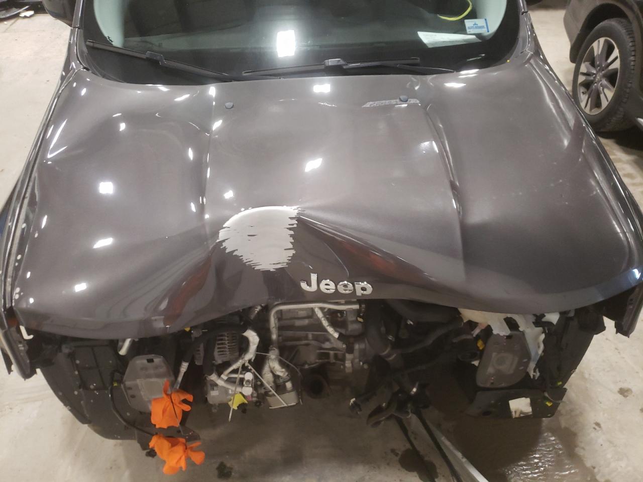 Photo 7 from auction – 2017 JEEP RENEGADE L with VIN ZACCJBBB0HPF36845