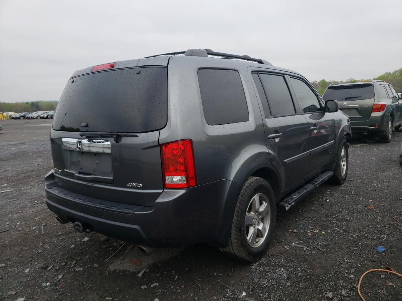 Photo 4 from auction – 2011 HONDA PILOT EXL with VIN 5FNYF4H56BB022968
