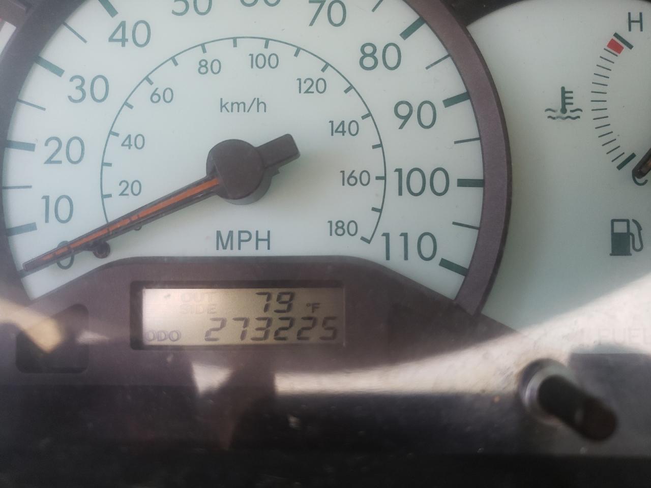 Photo 8 from auction – 2004 TOYOTA COROLLA CE with VIN 2T1BR38E54C265234