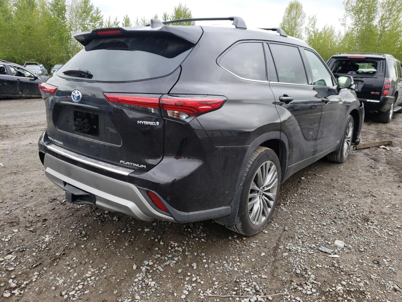 Photo 4 from auction – 2021 TOYOTA HIGHLANDER with VIN 5TDEBRCH3MS060444