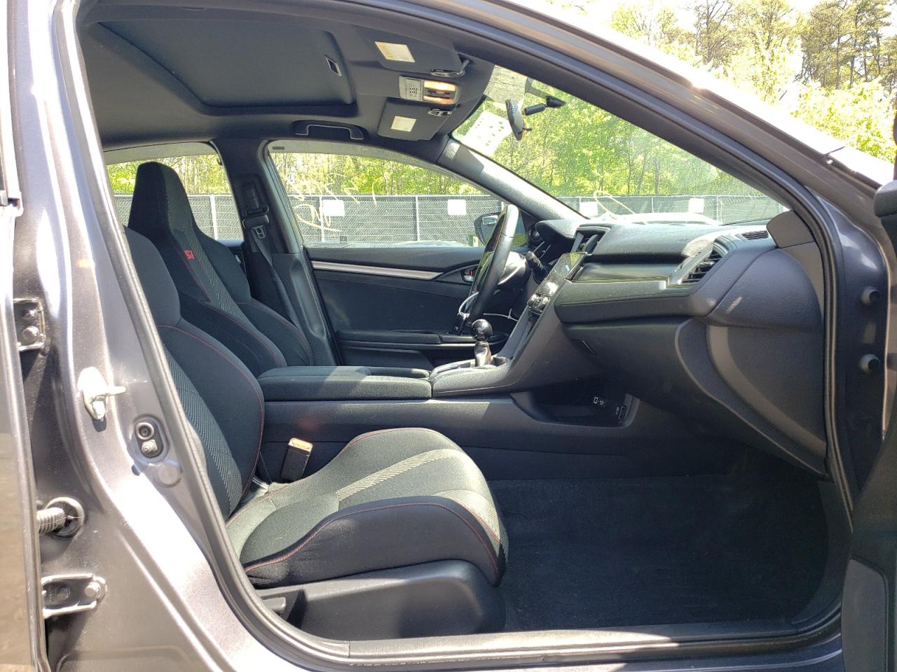 Photo 5 from auction – 2017 HONDA CIVIC SI with VIN 2HGFC1E52HH701210