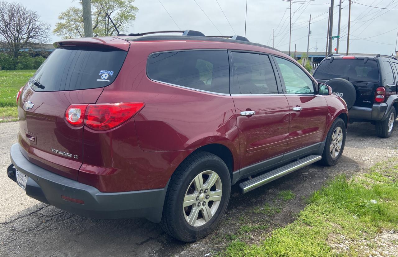Photo 4 from auction – 2010 CHEVROLET TRAVERSE L with VIN 1GNLVFED3AJ222726