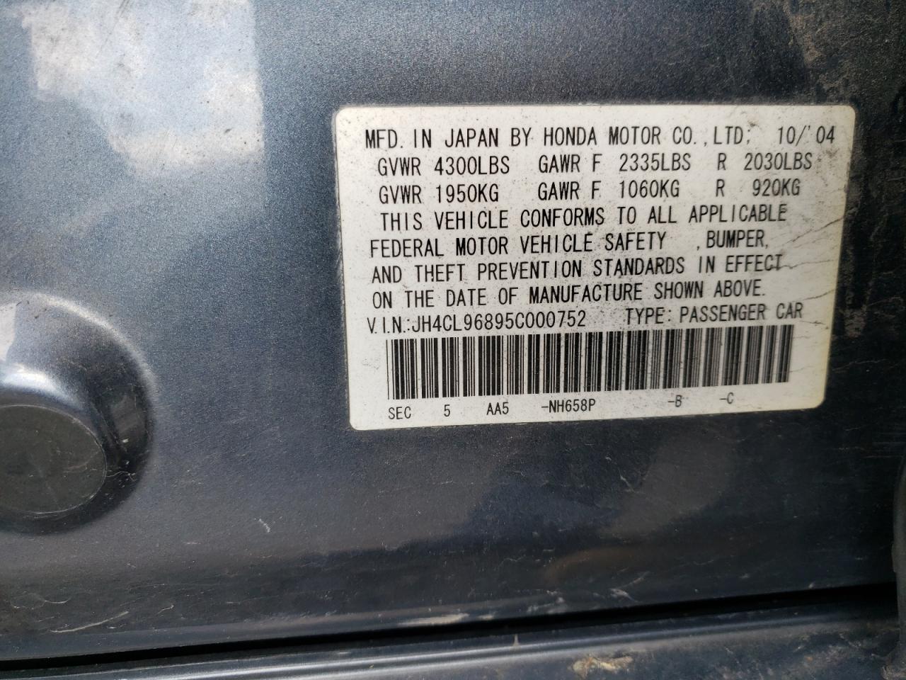 Photo 10 from auction – 2005 ACURA TSX with VIN JH4CL96895C000752