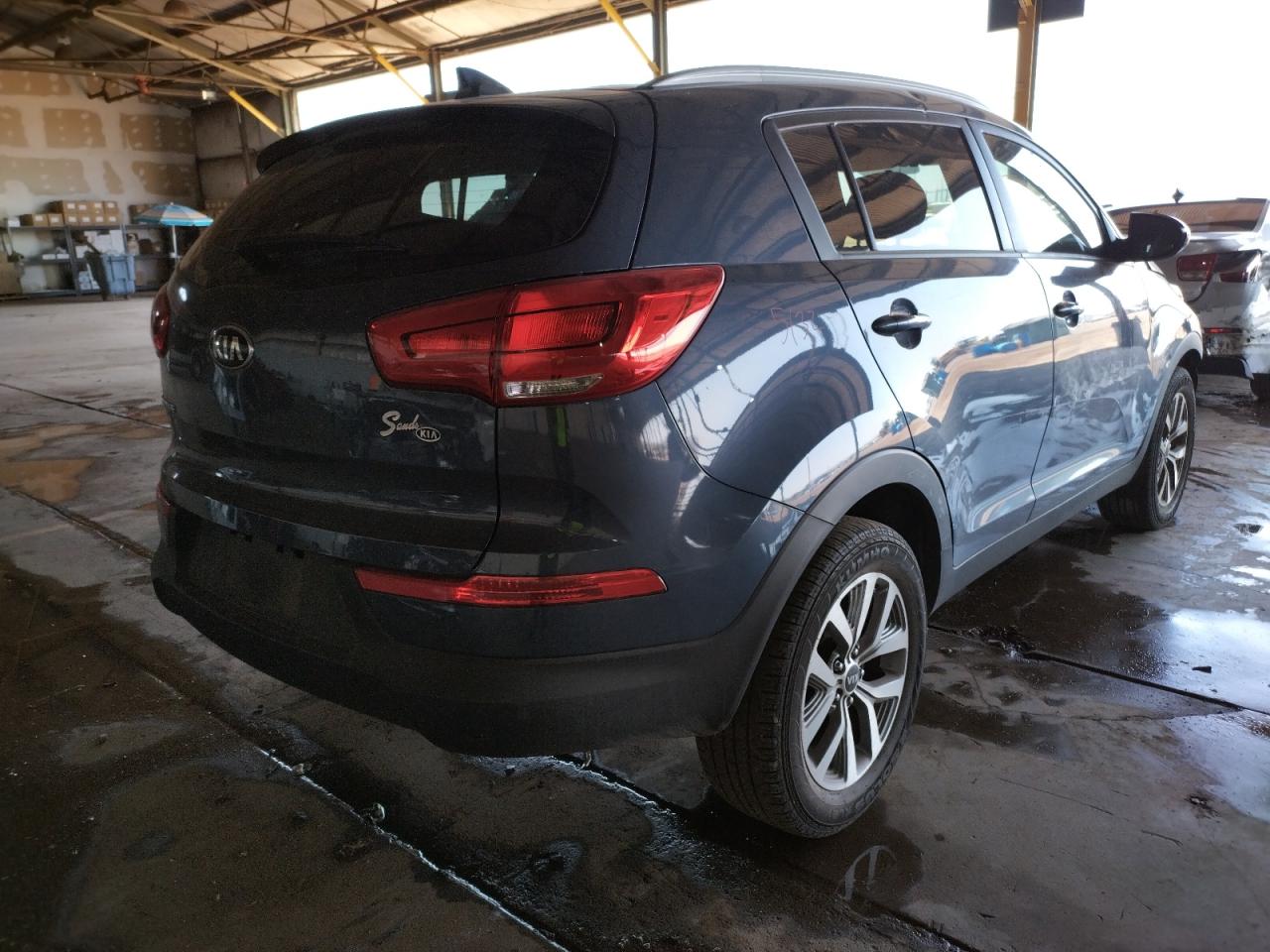 Photo 4 from auction – 2015 KIA SPORTAGE L with VIN KNDPB3AC6F7794232