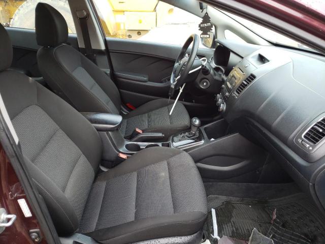 Photo 5 from auction – 2017 KIA FORTE LX with VIN 3KPFK4A71HE032076