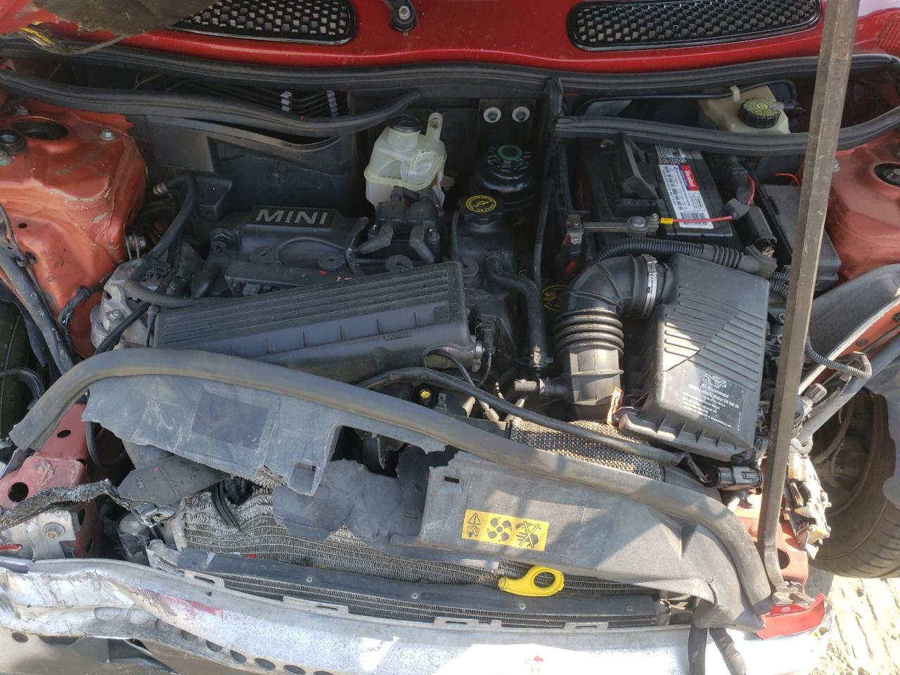 Photo 7 from auction – 2006 MINI COOPER with VIN WMWRF33526TG15834