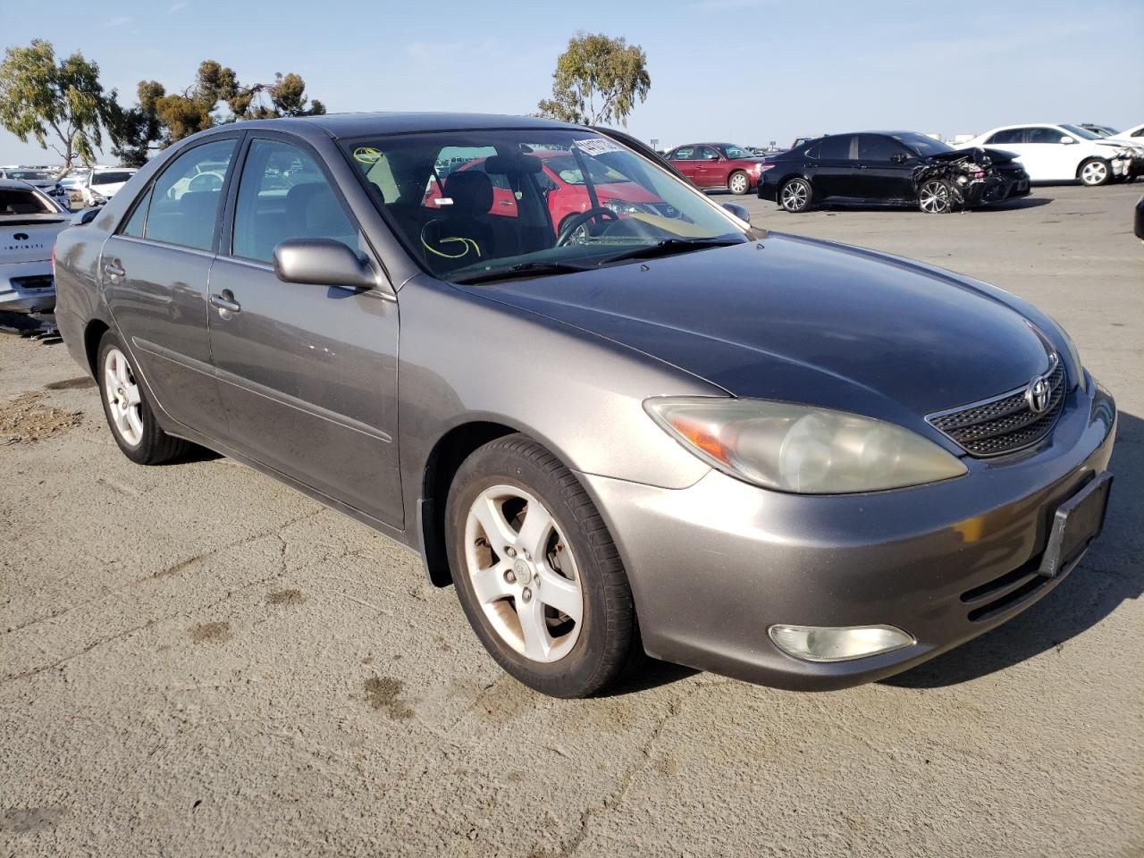Photo 1 from auction – 2003 TOYOTA CAMRY LE with VIN 4T1BE32K53U748388