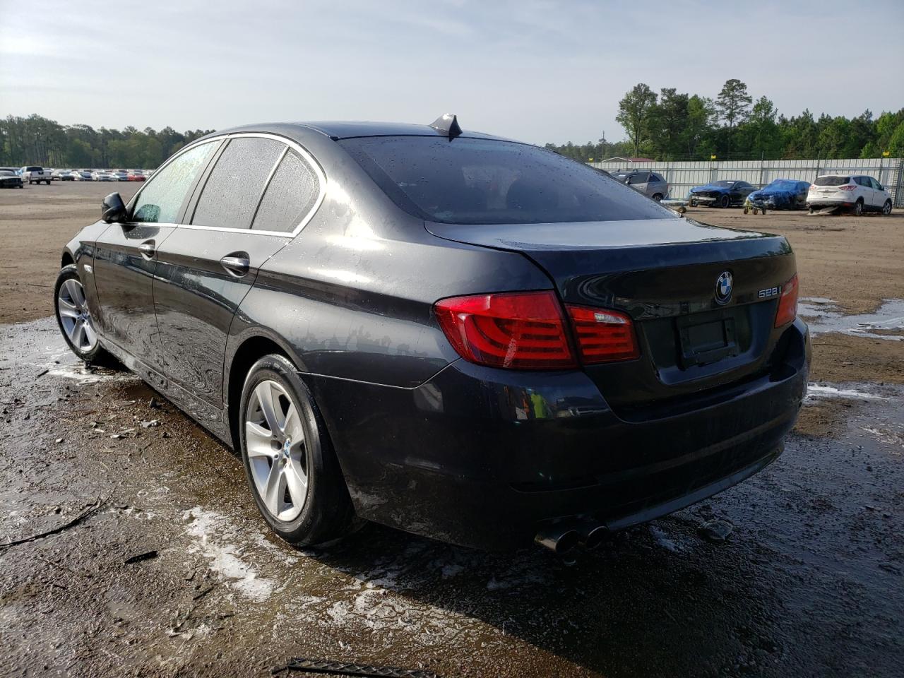 Photo 3 from auction – 2011 BMW 528 I with VIN WBAFR1C5XBC744216