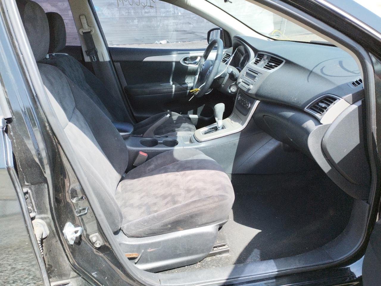 Photo 5 from auction – 2013 NISSAN SENTRA with VIN 1N4AB7AP2DN904532
