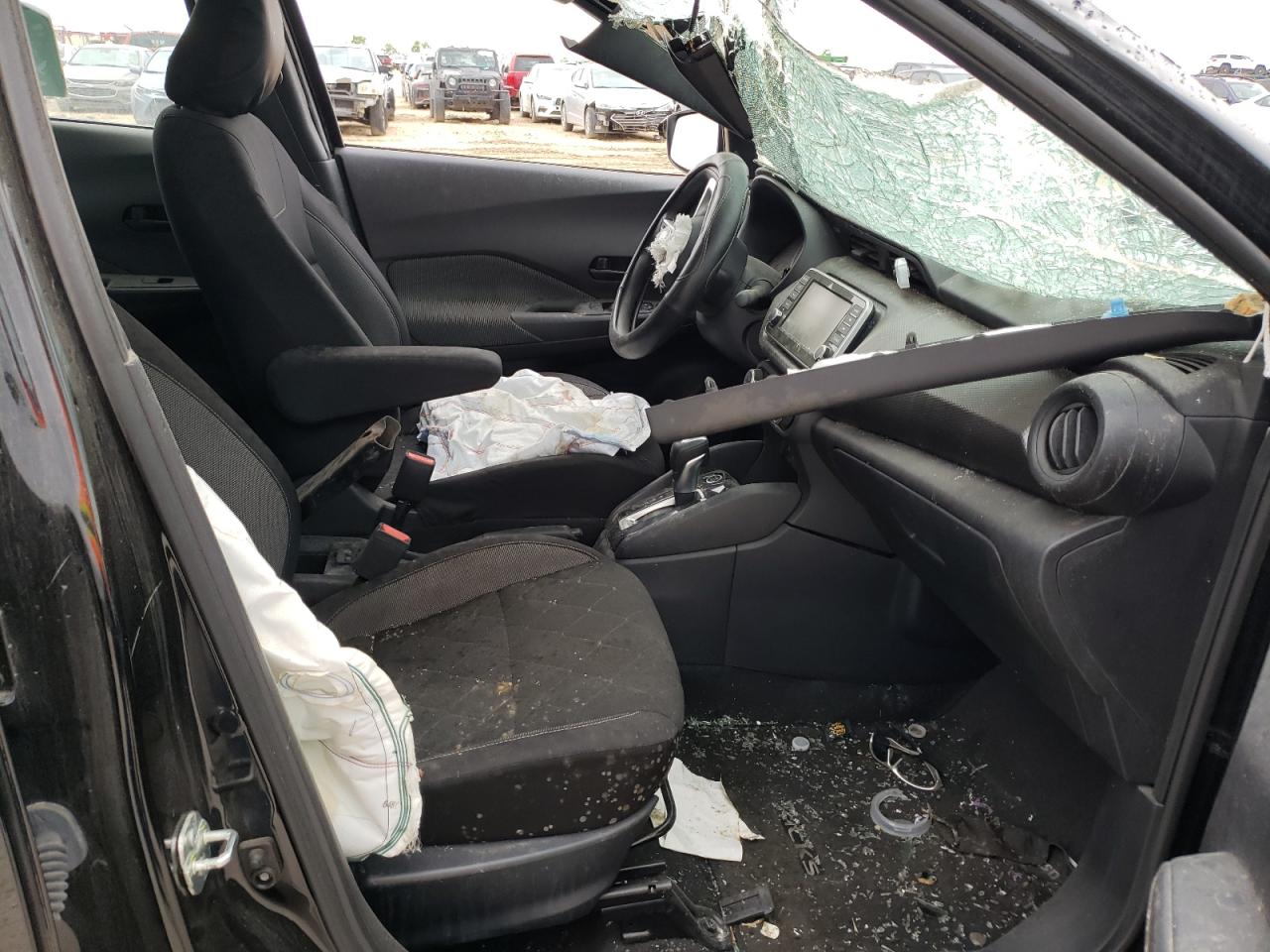 Photo 5 from auction – 2020 NISSAN KICKS S with VIN 3N1CP5BVXLL572301