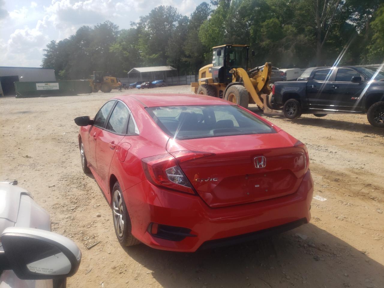 Photo 3 from auction – 2018 HONDA CIVIC LX with VIN 2HGFC2F59JH585059