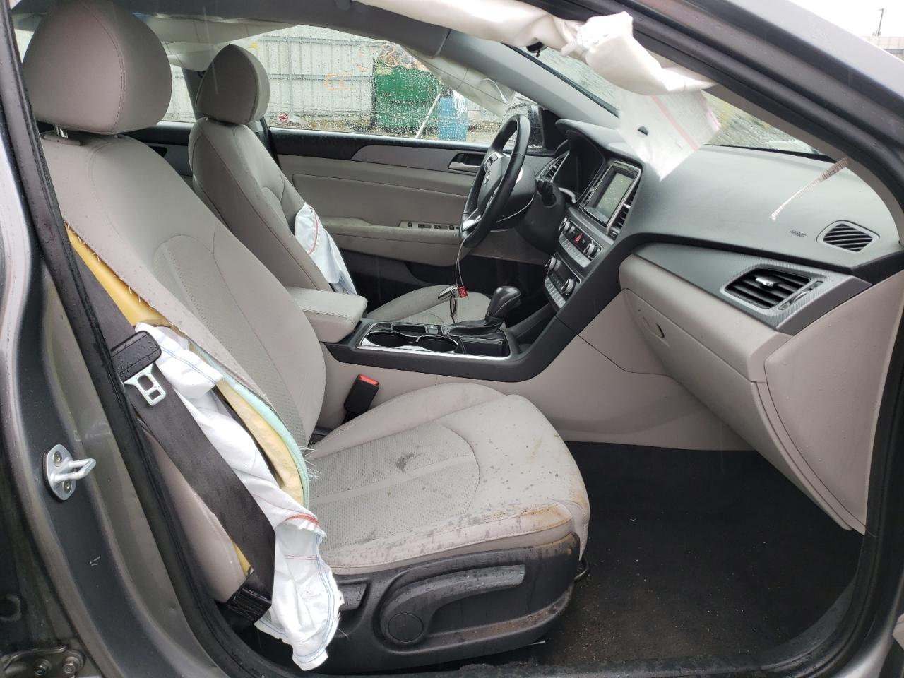 Photo 5 from auction – 2019 HYUNDAI SONATA LIM with VIN 5NPE34AF0KH769224