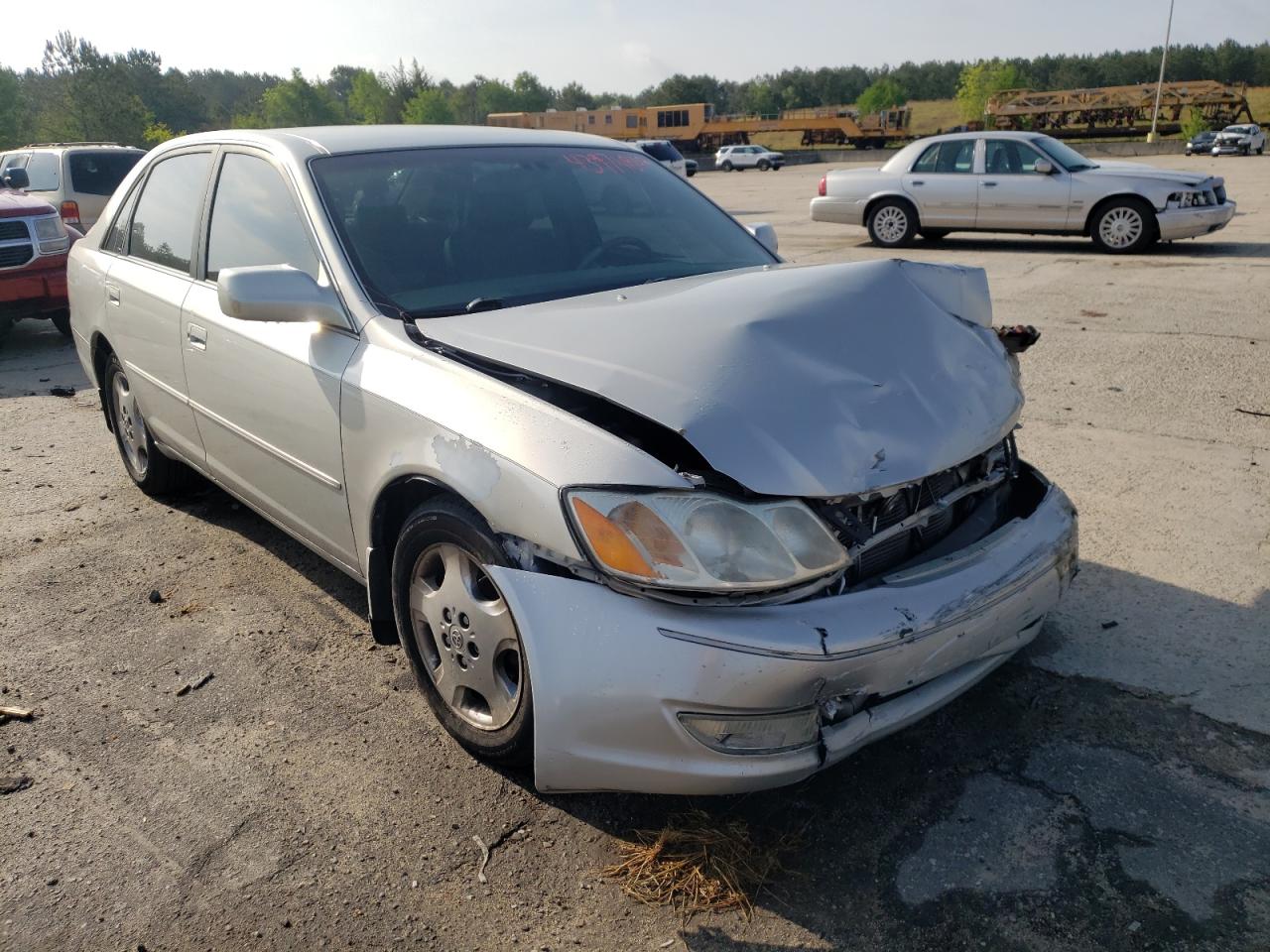 TOYOTA AVALON XL 2003 with VIN 4T1BF28B63U298460 - Photo from auction