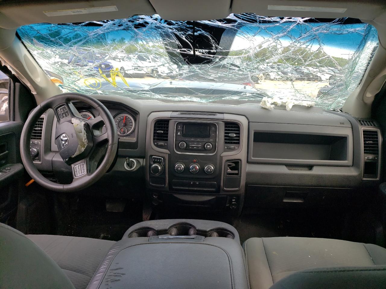 Photo 9 from auction – 2018 RAM 1500 ST with VIN 1C6RR6FTXJS183390