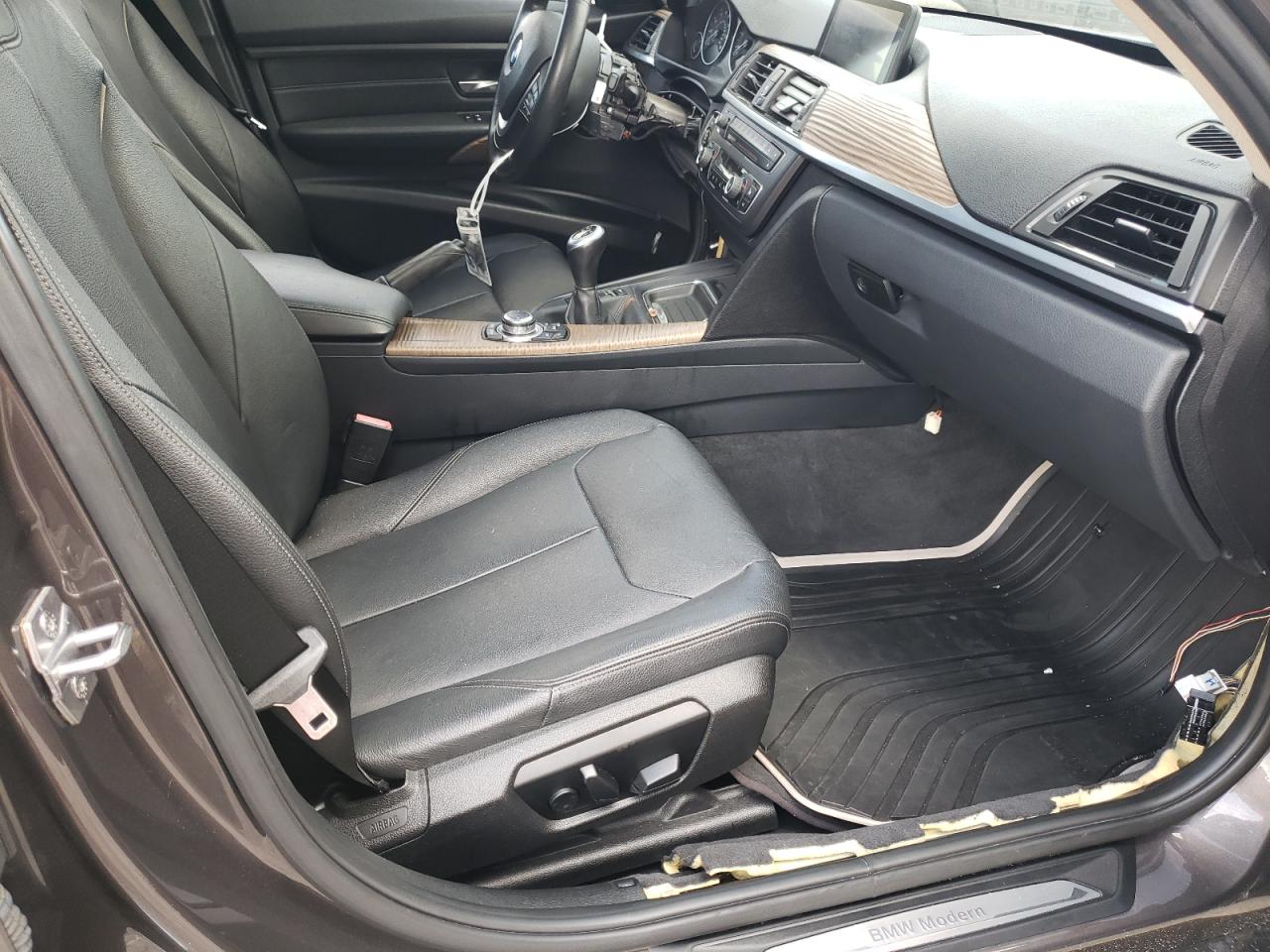 Photo 5 from auction – 2013 BMW 335 XI with VIN WBA3B9C59DJ465621