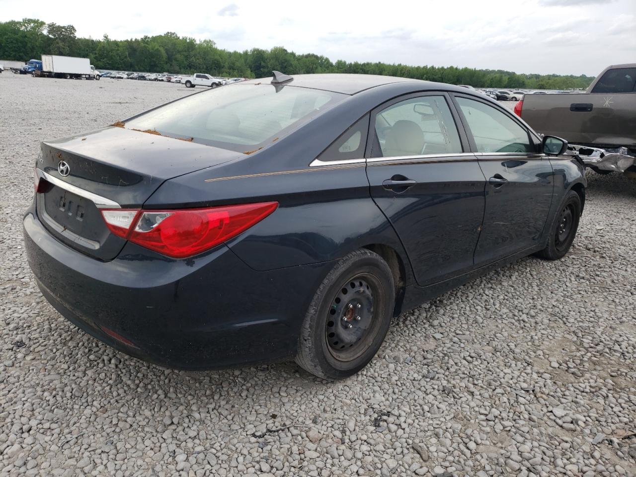 Photo 4 from auction – 2013 HYUNDAI SONATA GLS with VIN 5NPEB4AC3DH506771