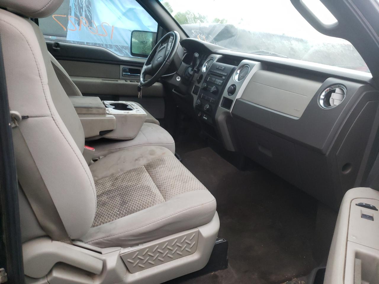 Photo 5 from auction – 2010 FORD F150 SUPER with VIN 1FTEW1C82AFD43872