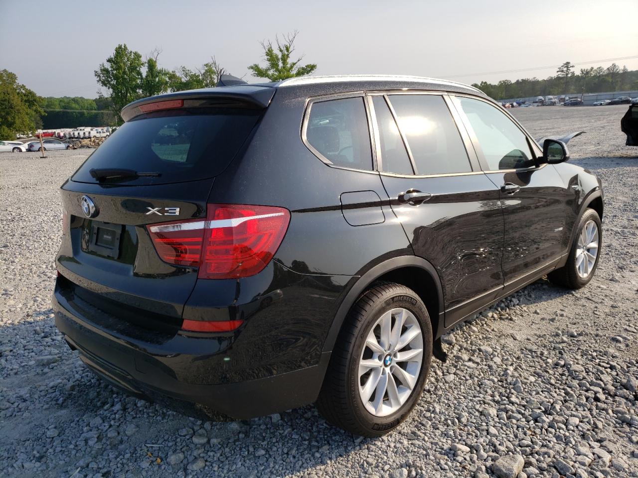 Photo 4 from auction – 2017 BMW X3 SDRIVE2 with VIN 5UXWZ7C33H0V88694