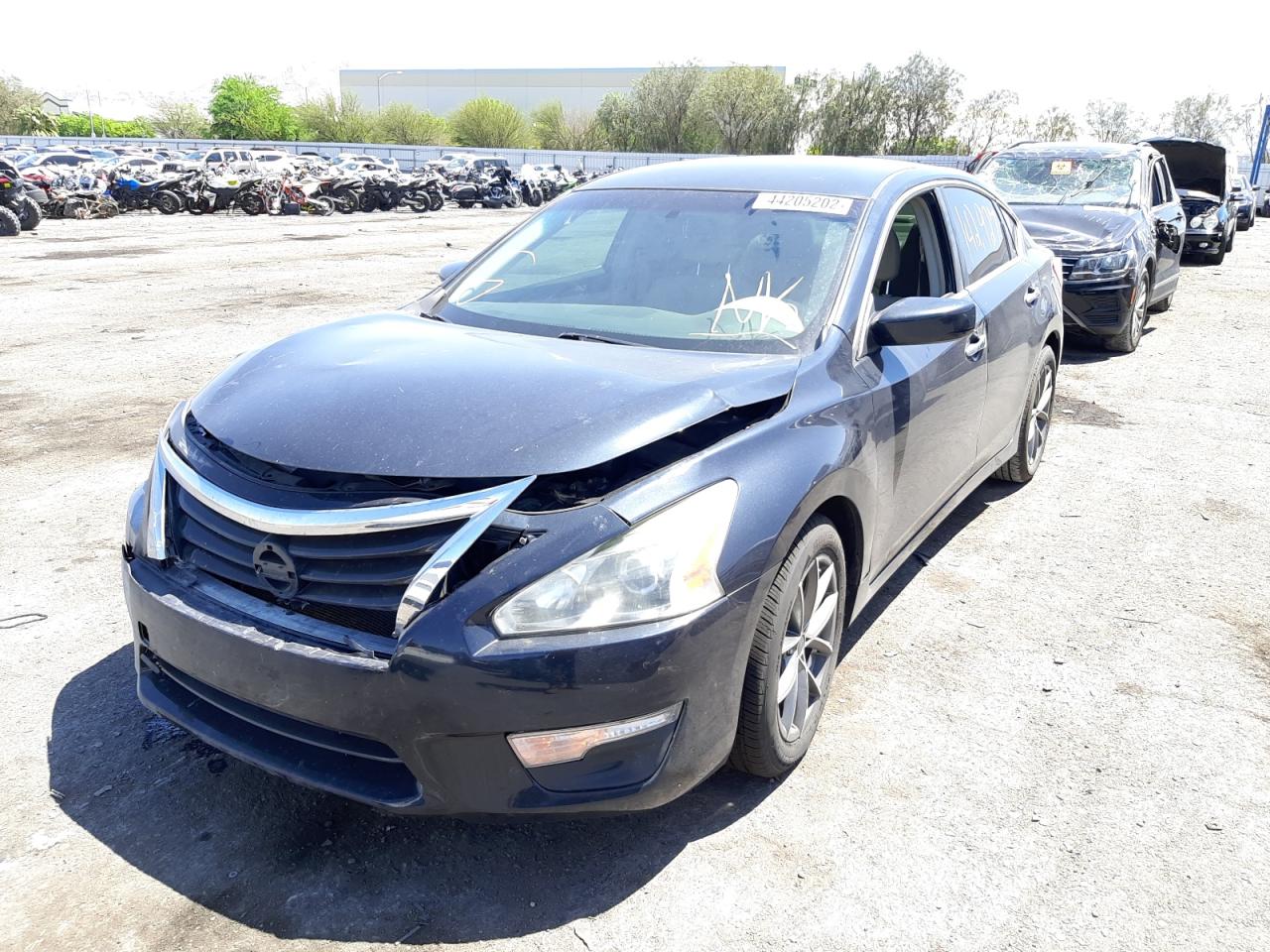 Photo 2 from auction – 2013 NISSAN ALTIMA 2.5 with VIN 1N4AL3AP4DN504994