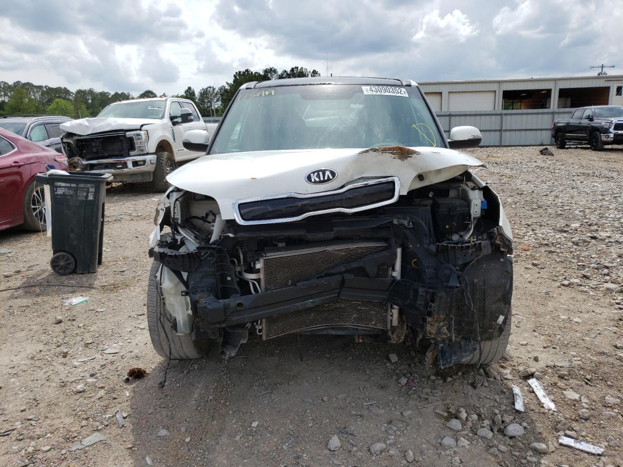 Photo 9 from auction – 2015 KIA SOUL ! with VIN KNDJX3A50F7146670