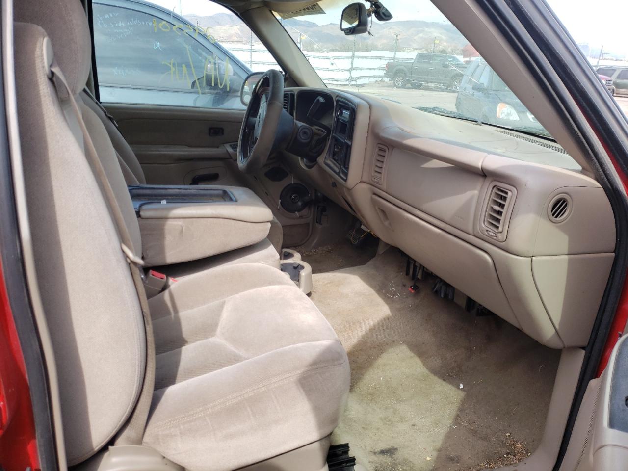 Photo 5 from auction – 2003 GMC SIERRA C15 with VIN 1GTGC13U13F122040
