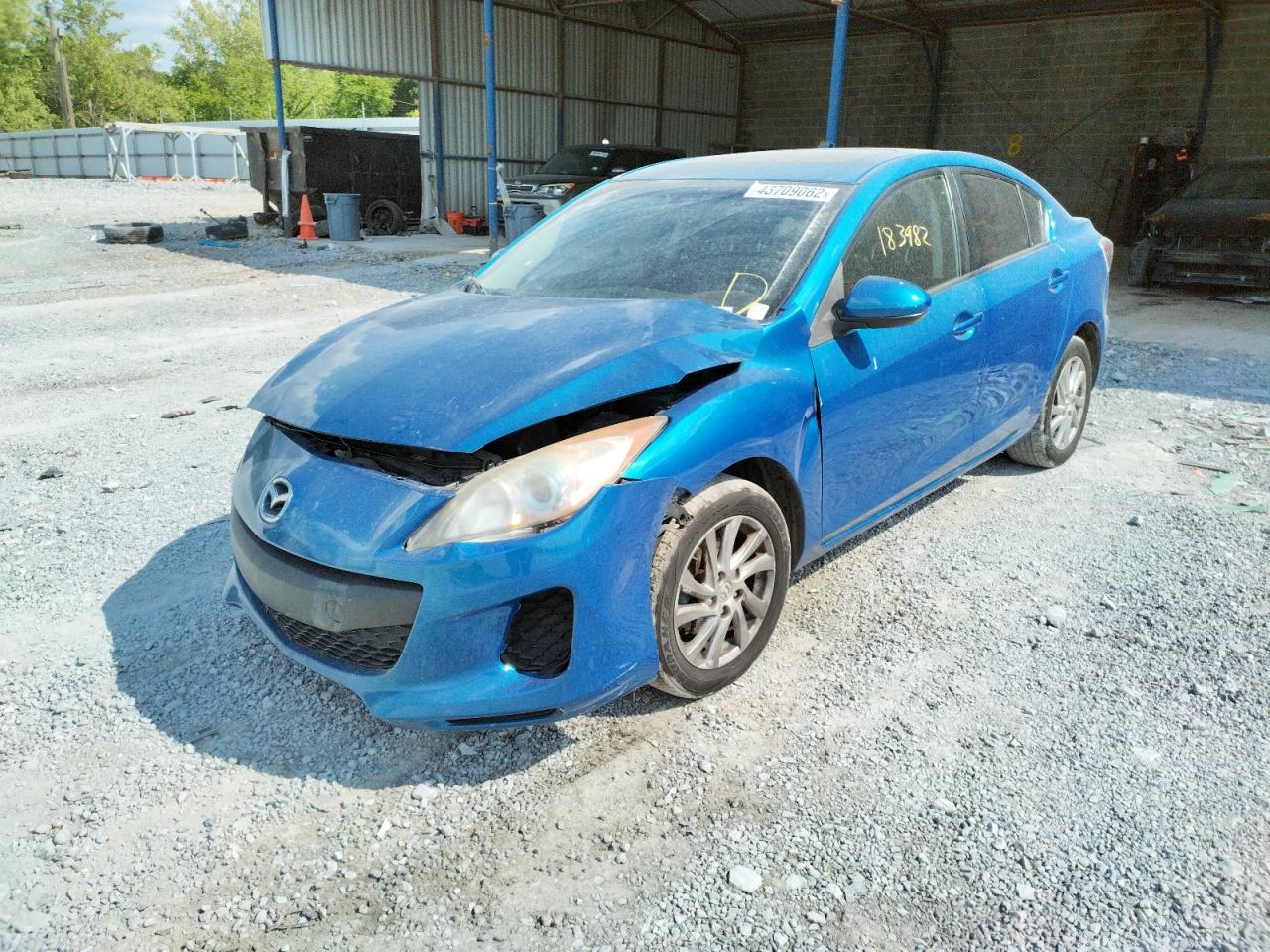 Photo 2 from auction – 2012 MAZDA 3 I with VIN JM1BL1W79C1647117
