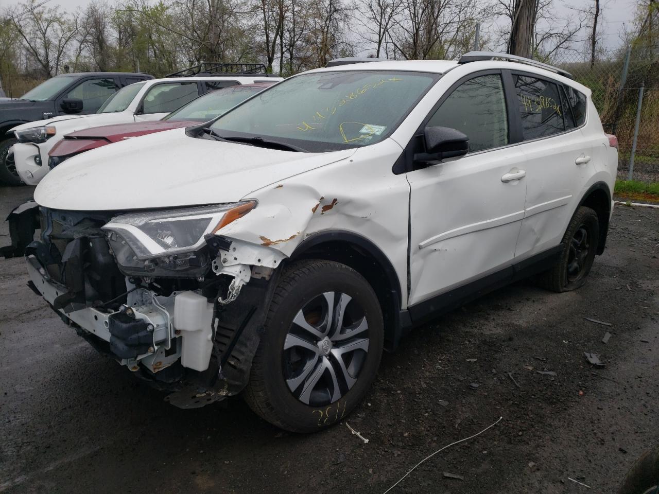 Photo 2 from auction – 2018 TOYOTA RAV4 LE with VIN JTMBFREV9JJ222953