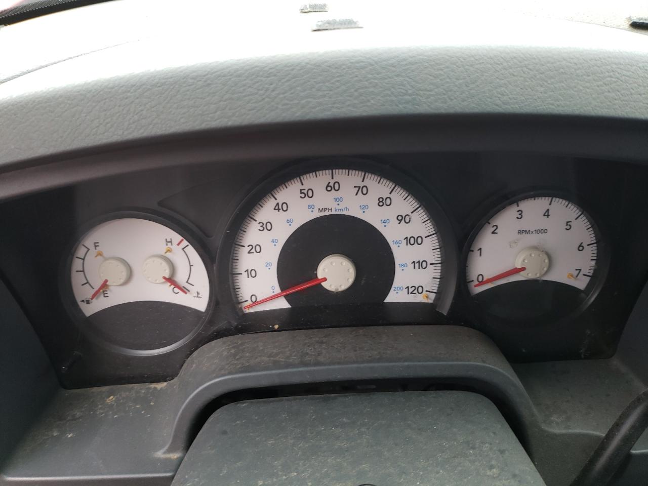 Photo 8 from auction – 2005 DODGE DAKOTA ST with VIN 1D7HW22K55S227827