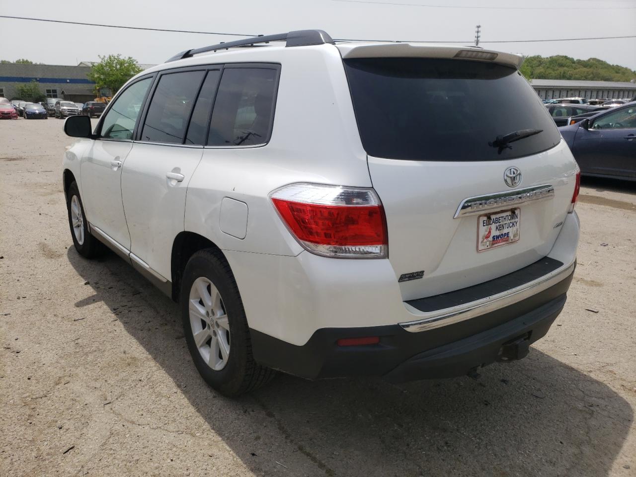 Photo 3 from auction – 2012 TOYOTA HIGHLANDER with VIN 5TDBK3EH4CS142727