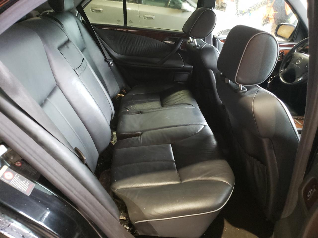 Photo 6 from auction – 2002 MERCEDES-BENZ E 320 with VIN WDBJF65J32B424172