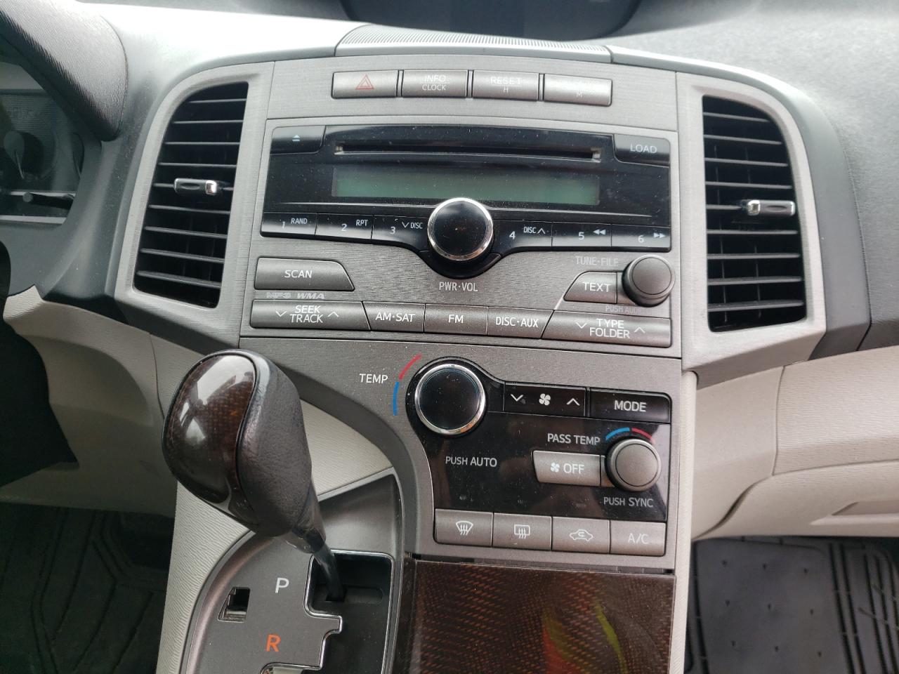 Photo 9 from auction – 2009 TOYOTA VENZA with VIN 4T3BE11A49U005671