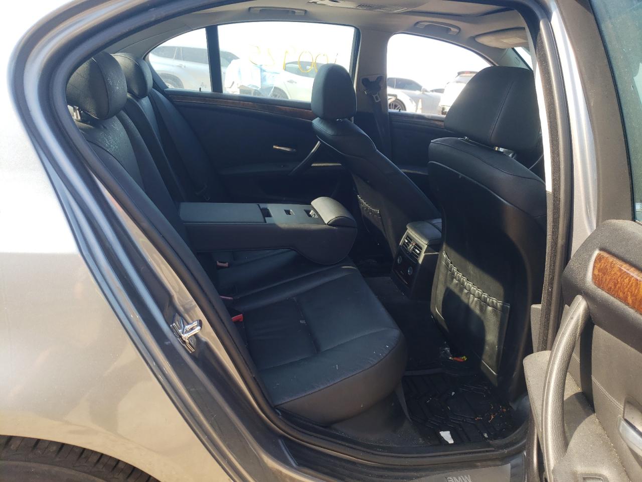 Photo 6 from auction – 2008 BMW 528 I with VIN WBANU53548CT06107
