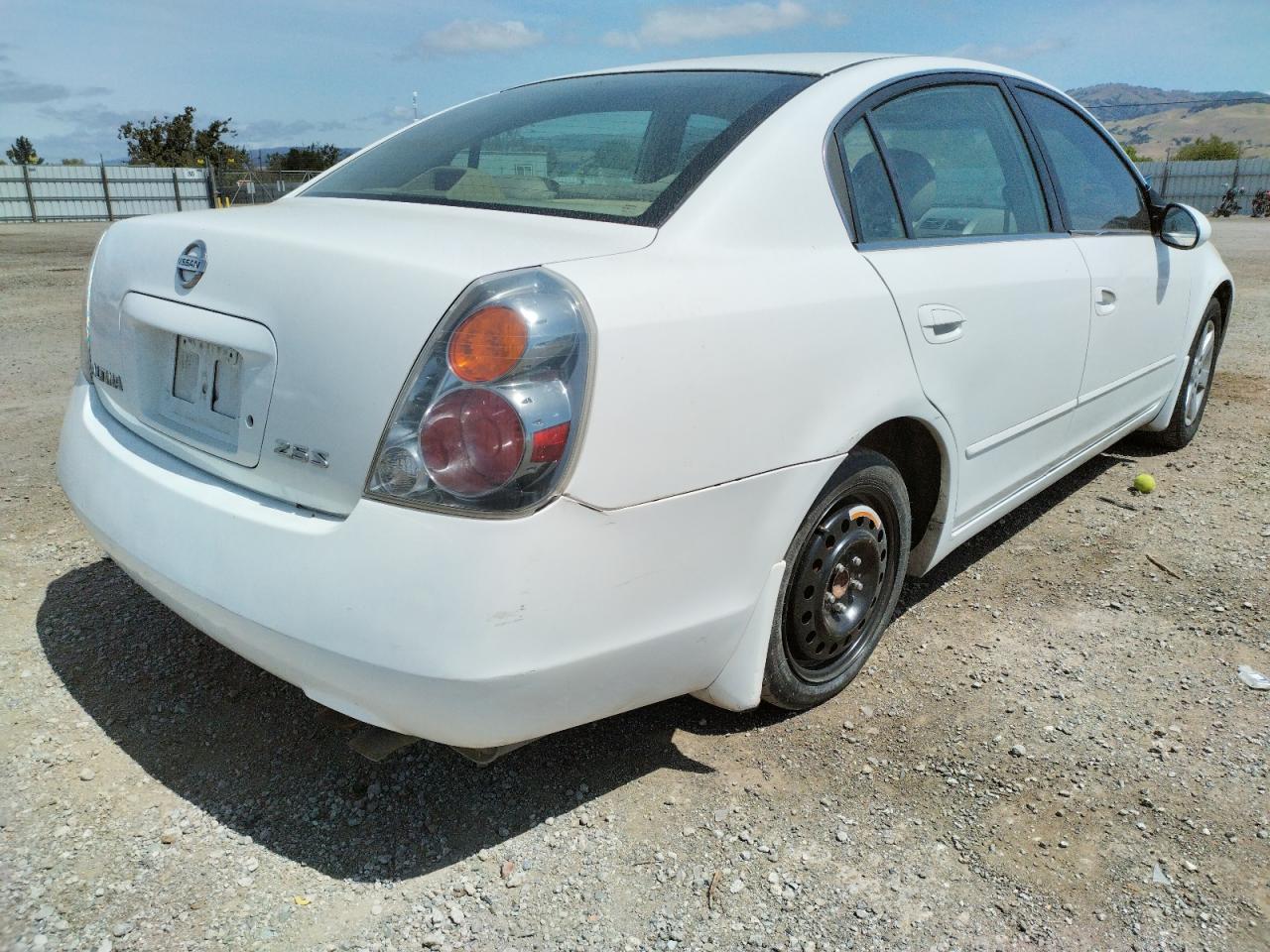 Photo 4 from auction – 2004 NISSAN ALTIMA BAS with VIN 1N4AL11D84C120965